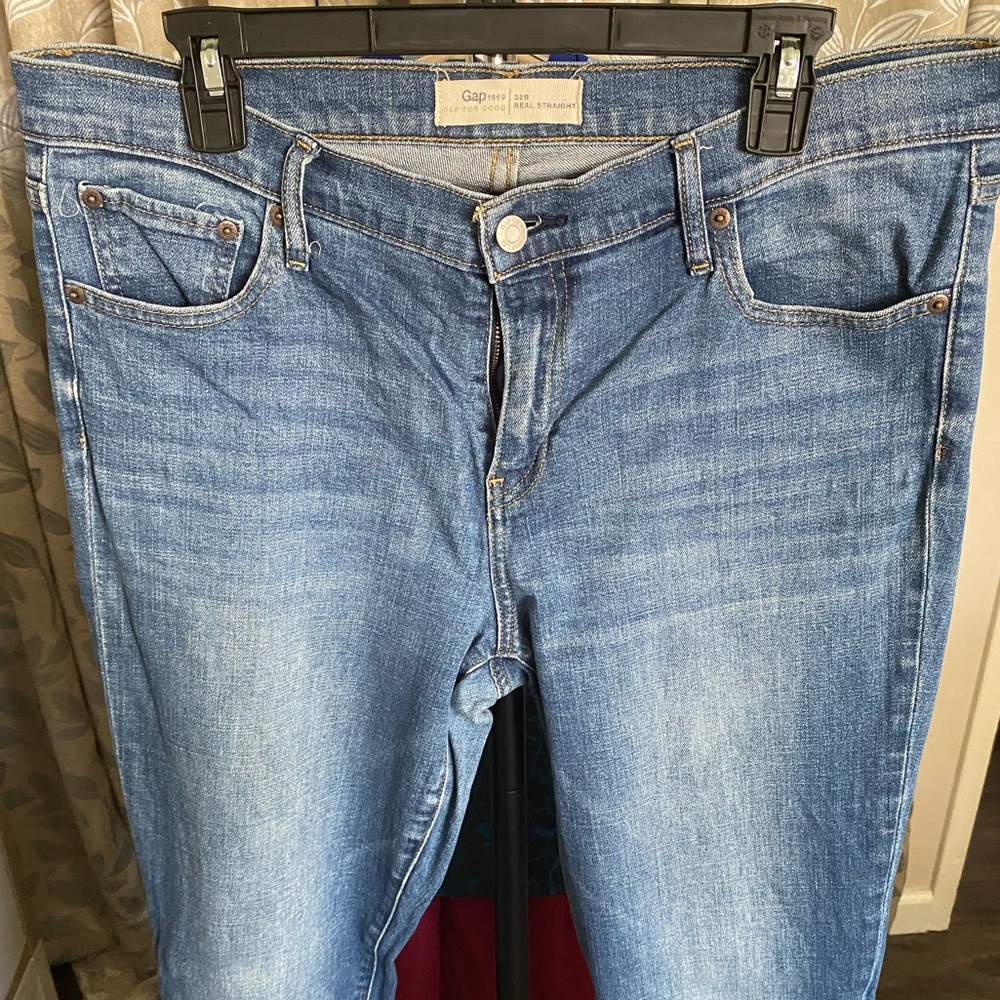 GAP Women's Classic Blue Straight Leg Jeans